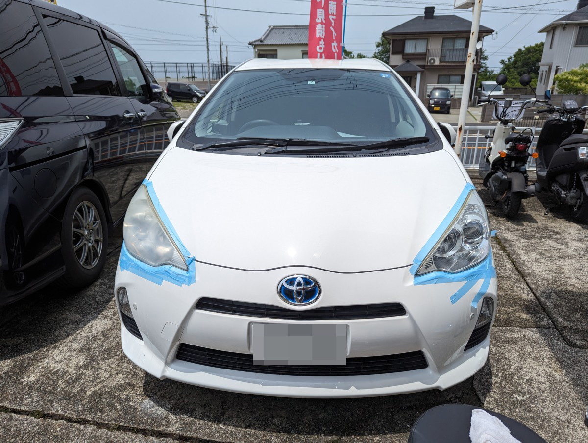 アクアヘッドライド磨き　左右比較写真
